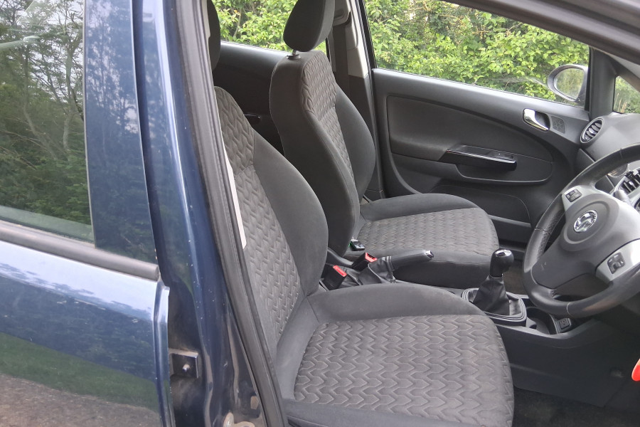 Vauxhall  Corsa 