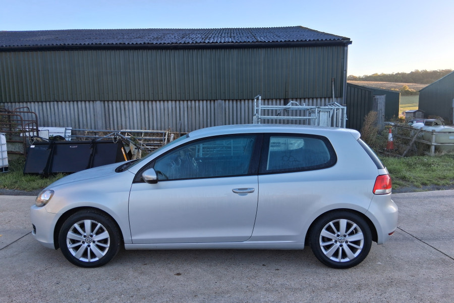 Volkswagen Golf 
